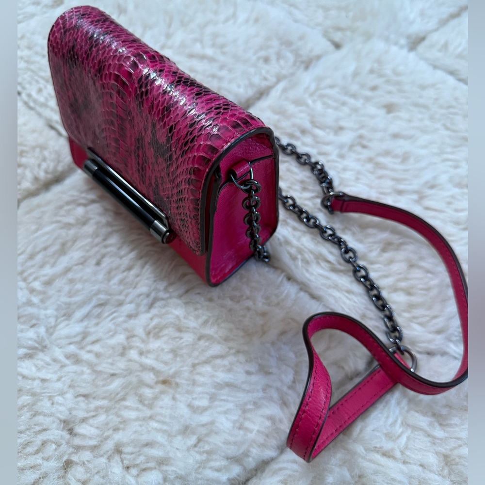 DVF shoulder bag, leather Diane Von Fursternberg